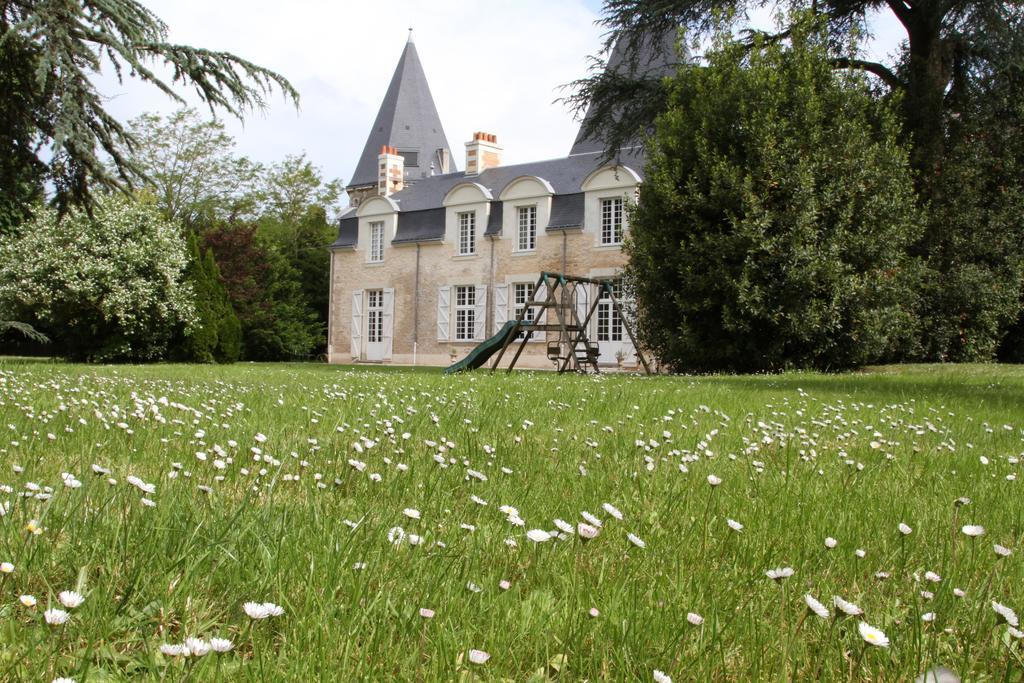 Chateau Du Bois De La Noe Bouaye Exterior photo