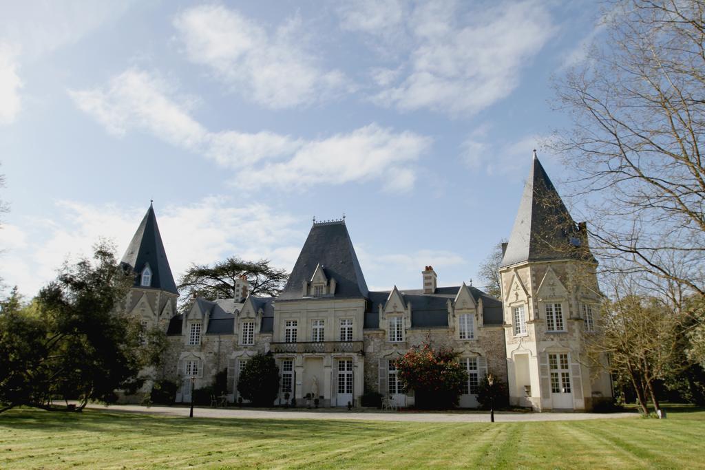 Chateau Du Bois De La Noe Bouaye Exterior photo