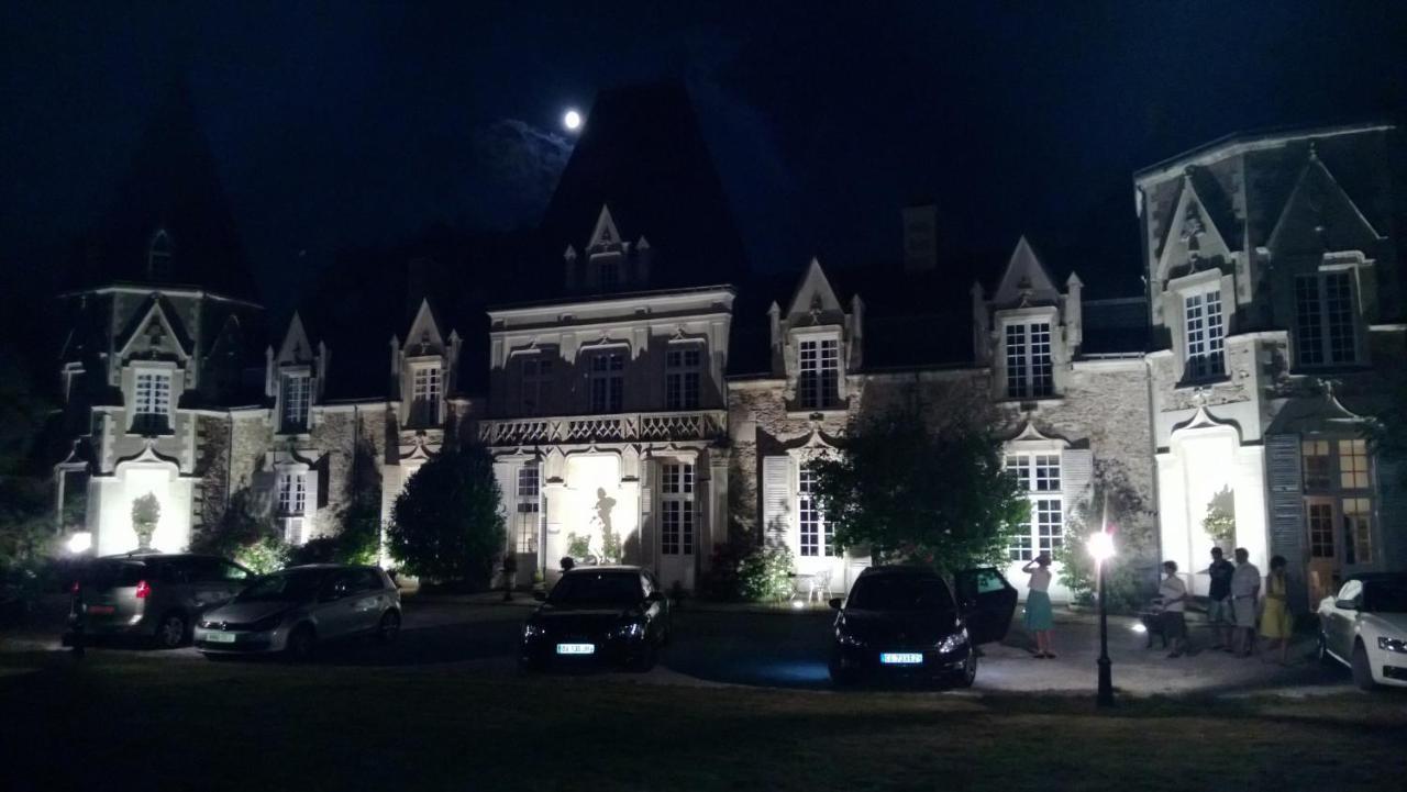 Chateau Du Bois De La Noe Bouaye Exterior photo